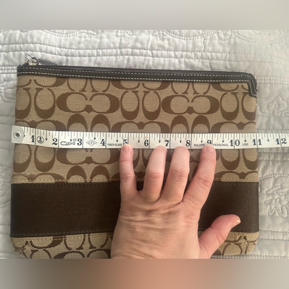 Coach iPad sleeve - Picture 2 of 5